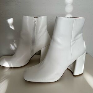 Elegant White Ankle Boots